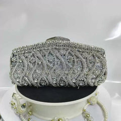 Diamond-Encrusted Dinner Bag – Full Rhinestone Clutch with Chain, European and American Banquet Bag for Women