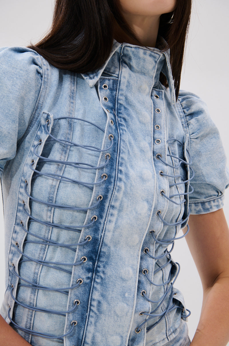 WAYS TO GO TIE DENIM BLOUSE