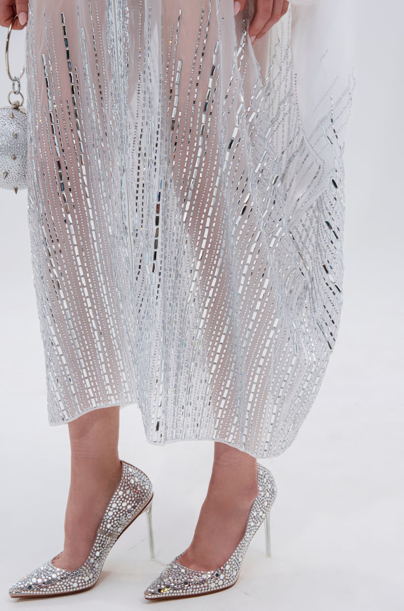 SPARKLE AND SHINE BLOUSE IN WHITE