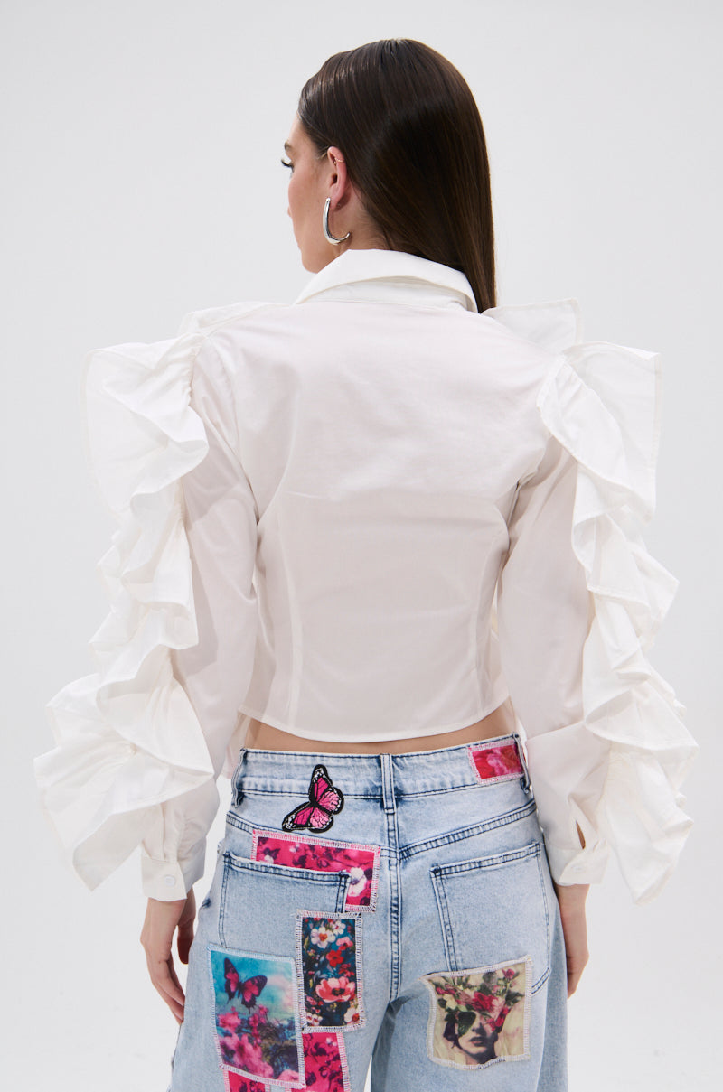 STAR OF THE SHOW RUFFLE BUTTON DOWN