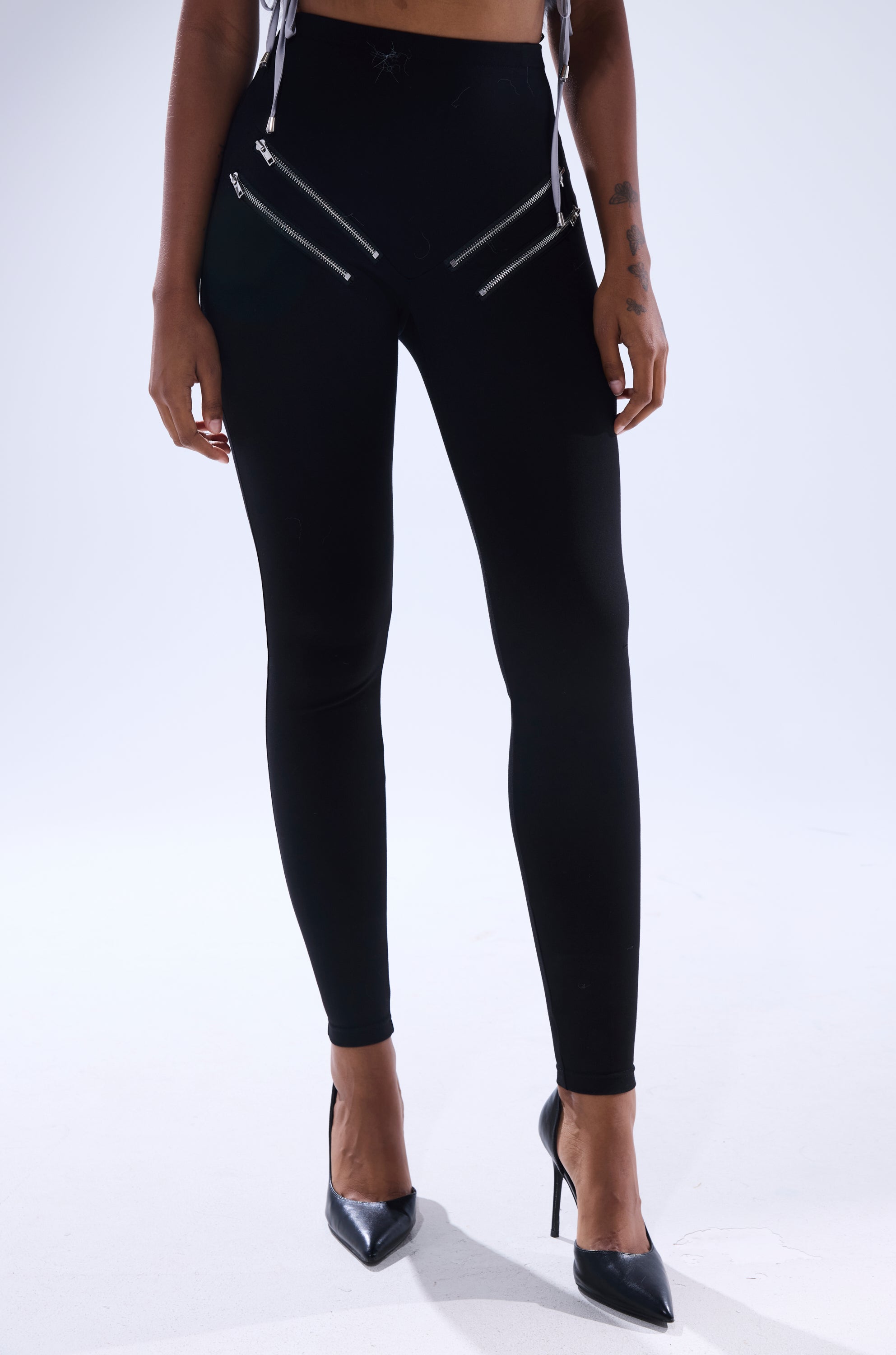 ZIP ME UP SEAMLESS LEGGING
