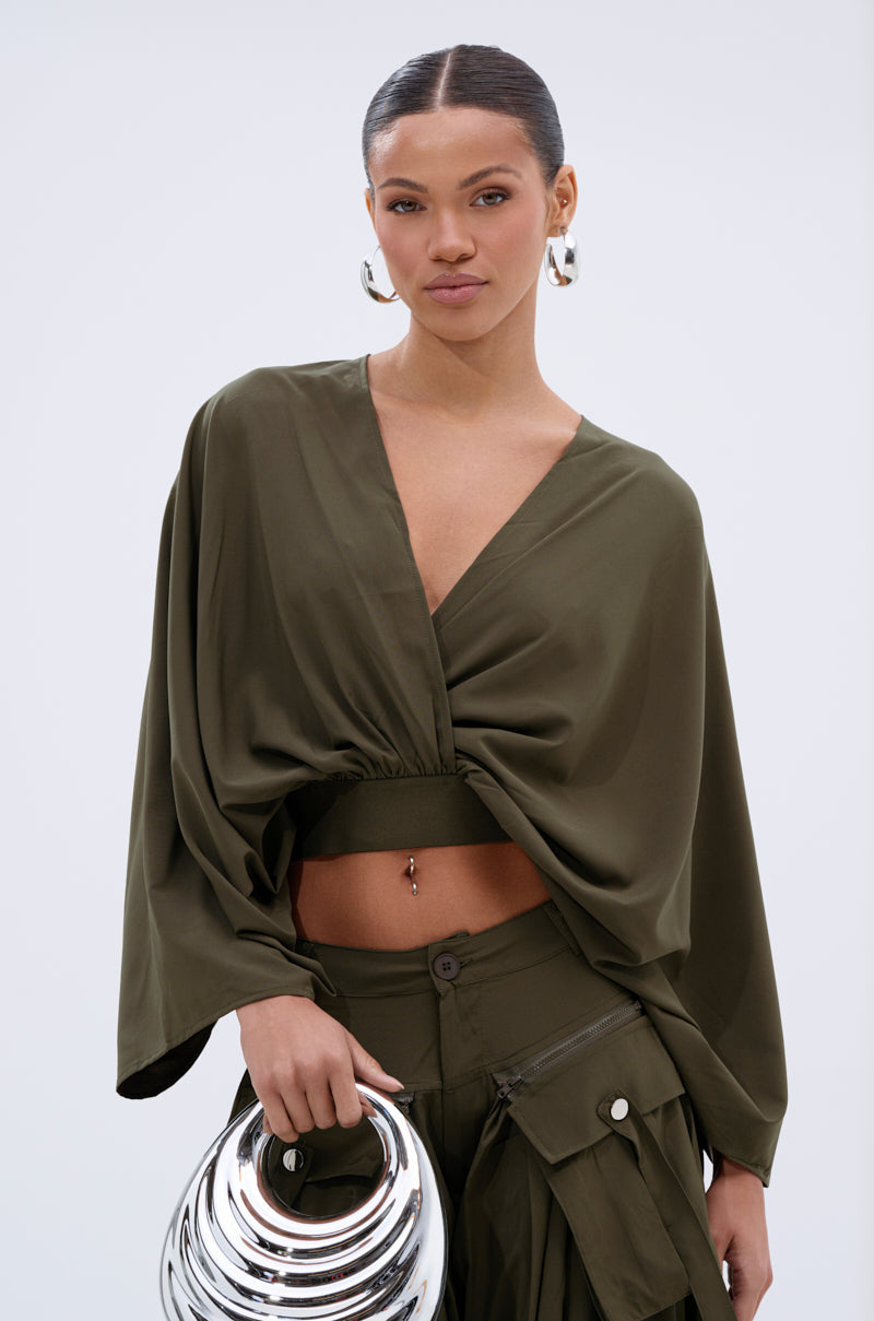 TALK ABOUT ME BLOUSE