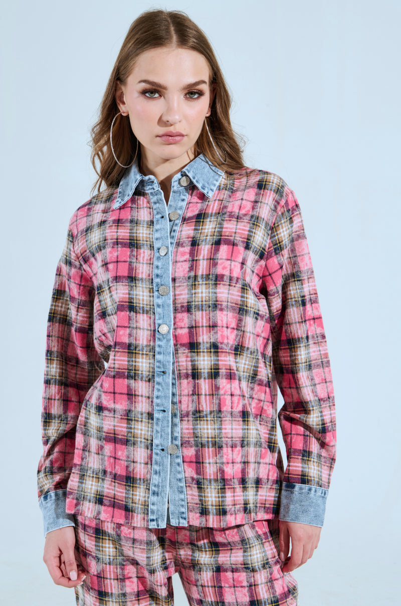 THE ONE BUTTON DOWN TOP