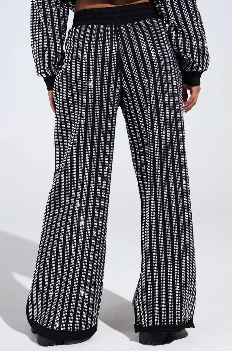 SPARKLE QUEEN WIDE LEG JOGGER