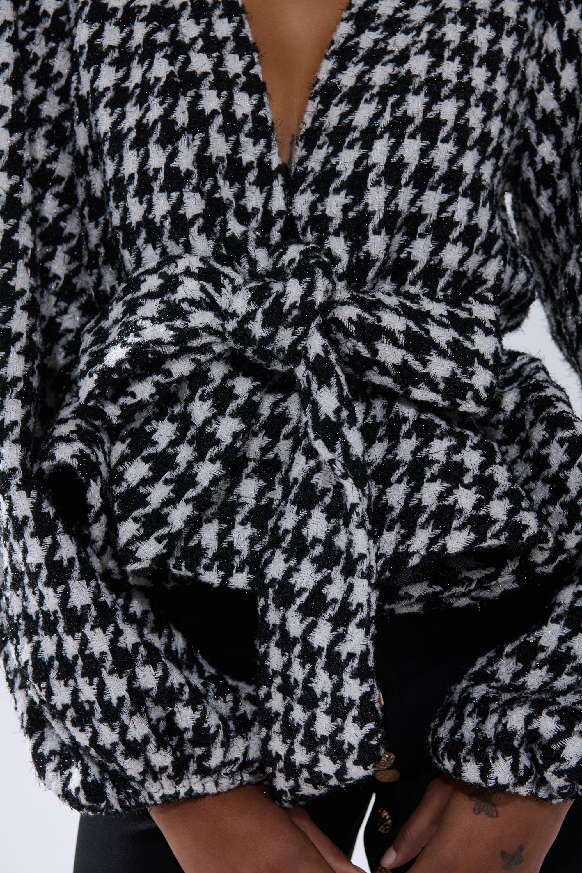 GIRL PLEASE HOUNDSTOOTH TIE-FRONT BLOUSE