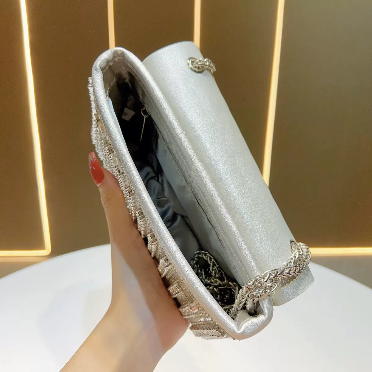 European and American High-End Diamond-Encrusted Small Square Evening Bag – Chain Shoulder and Crossbody Armpit Bag