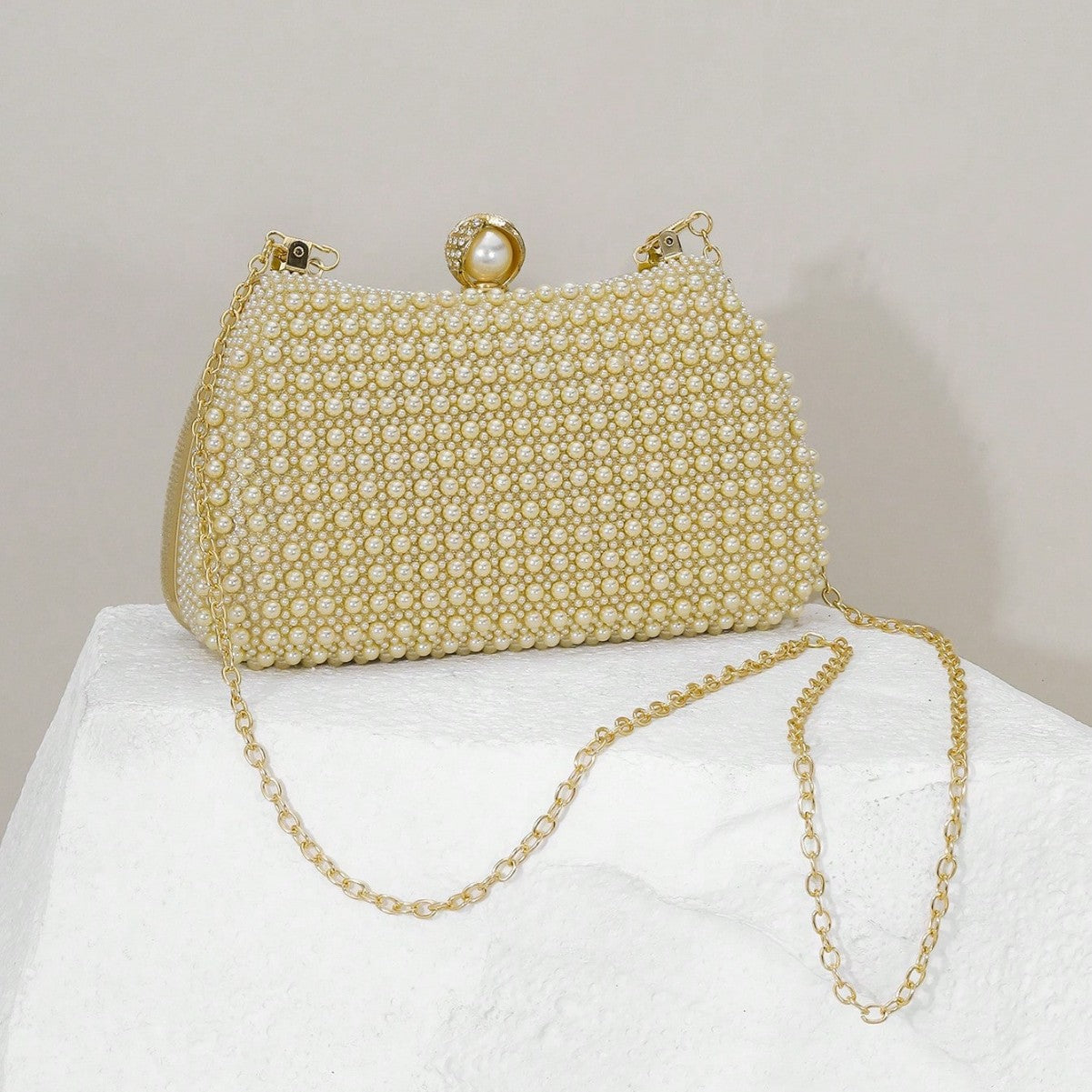 Elegant Pearl Evening Bag with Crossbody Strap for Dinner and Formal Events