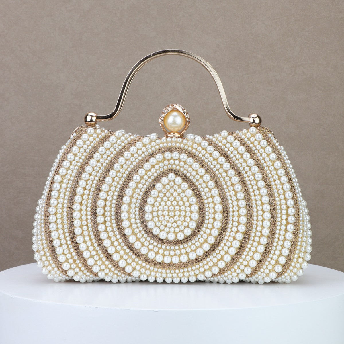 Light Luxury Pearl Evening Handbag with Diamond Detail and Crossbody Strap