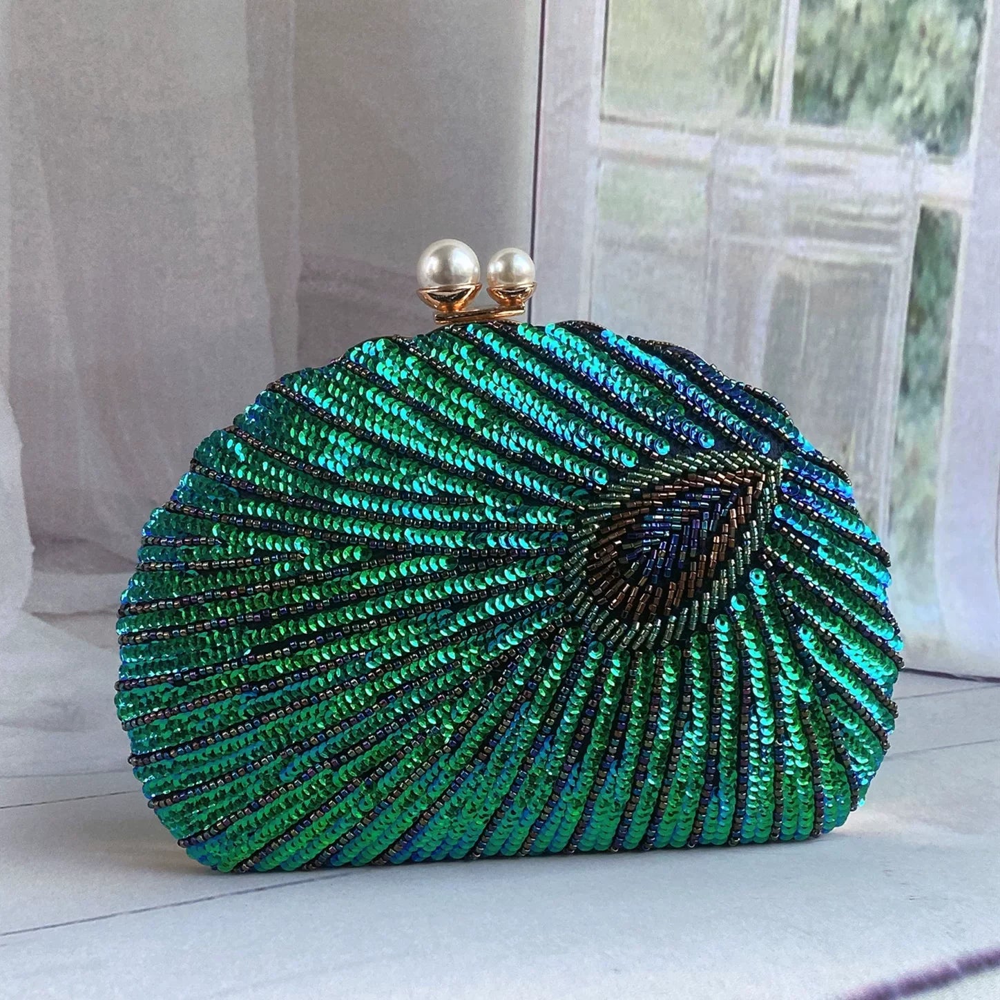 Beaded Embroidered Evening Clutch Bag – Vintage Style Handheld Formal Handbag
