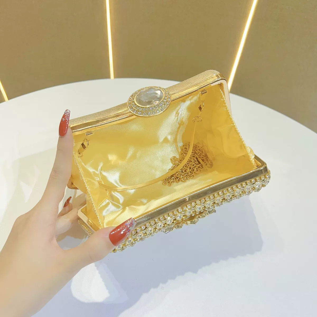 Diamond-Encrusted Handbag – Full-Diamond Fashion Dress Bag for Banquet and Dinner Events