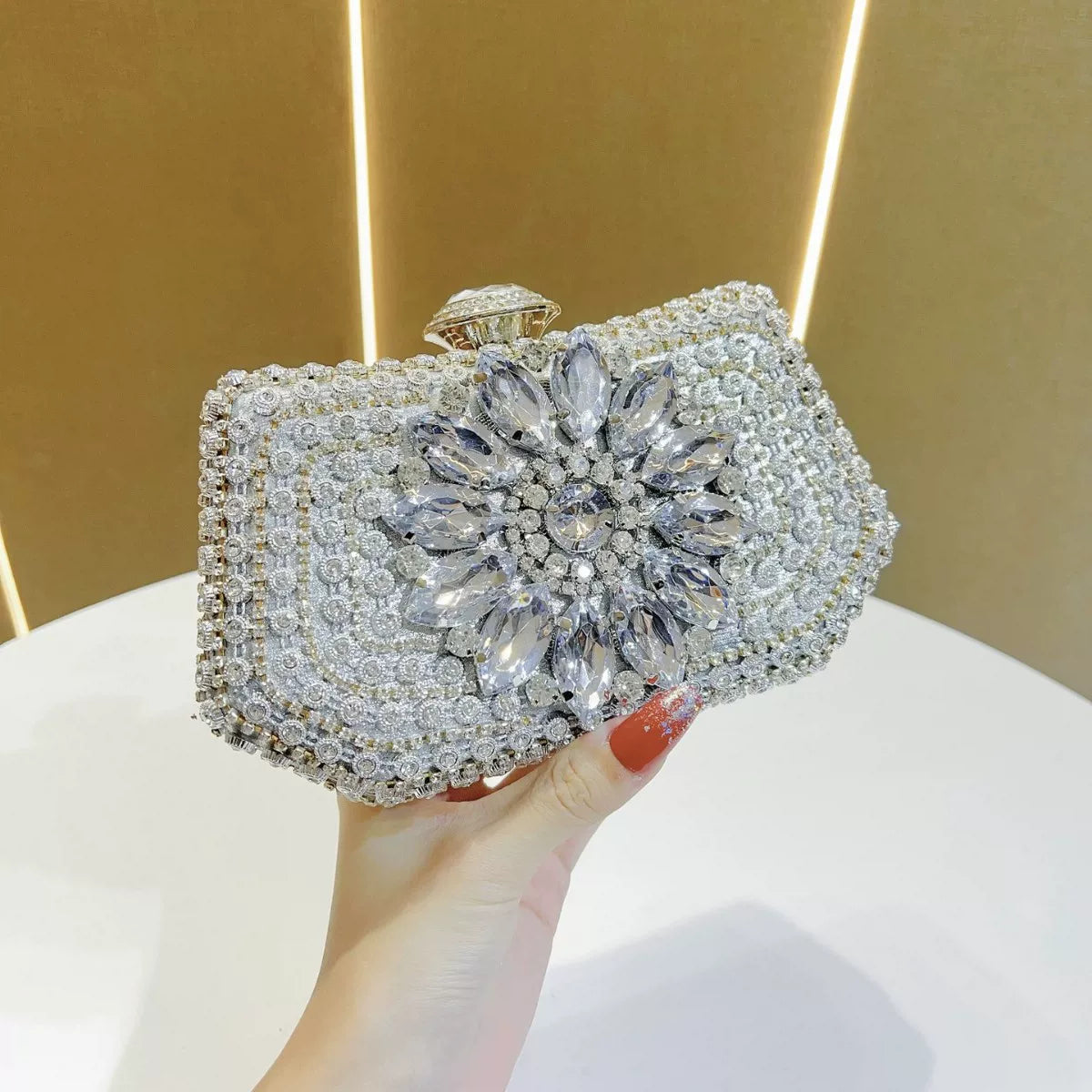 Diamond-Encrusted Handbag – Full-Diamond Fashion Dress Bag for Banquet and Dinner Events
