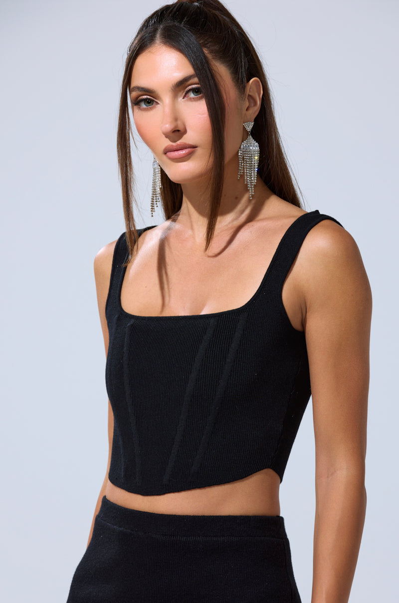 BIG MOOD FITTED CORSET IN BLACK