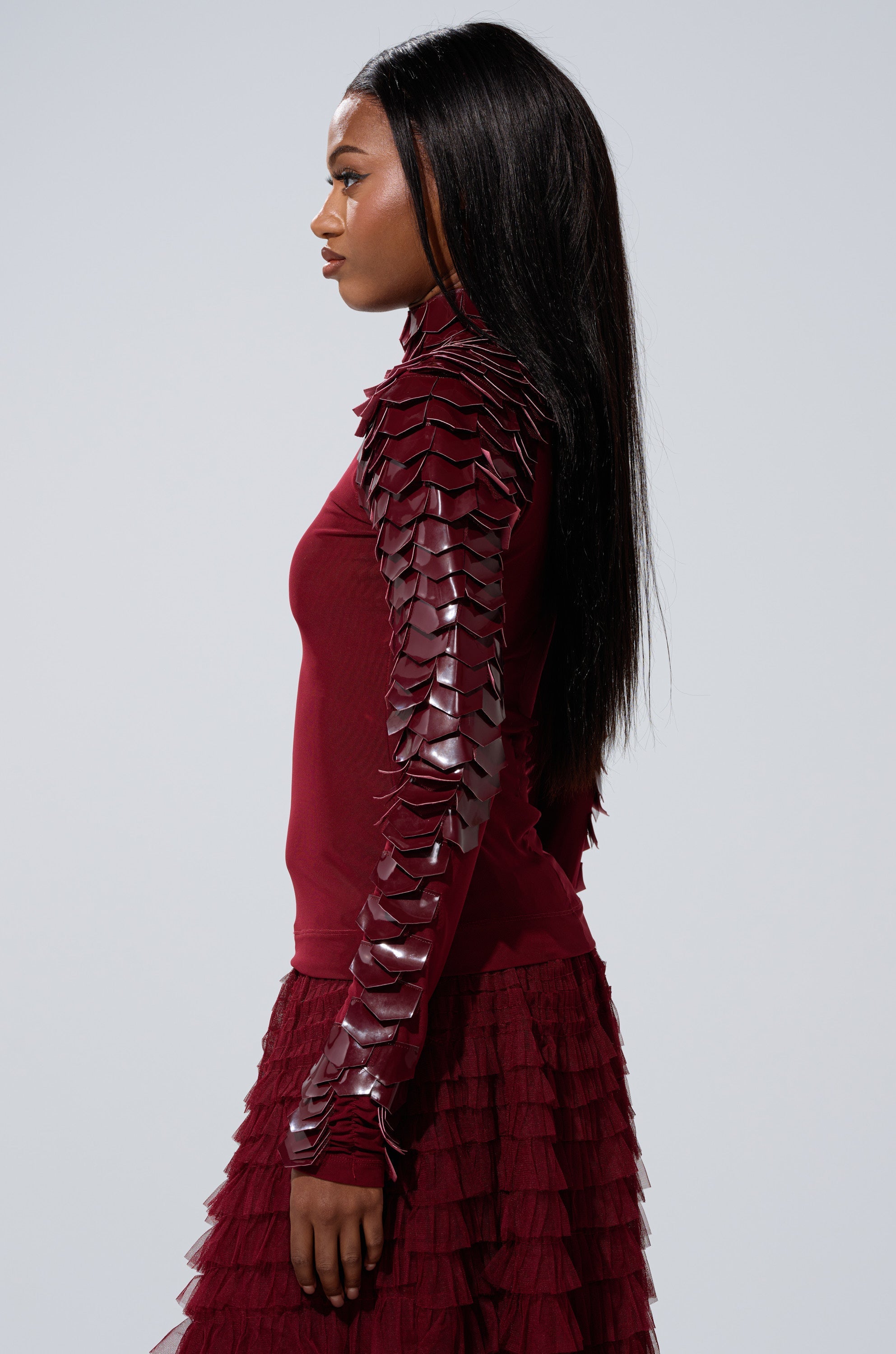 VELMA VINYL SCALE TOP IN BURGUNDY