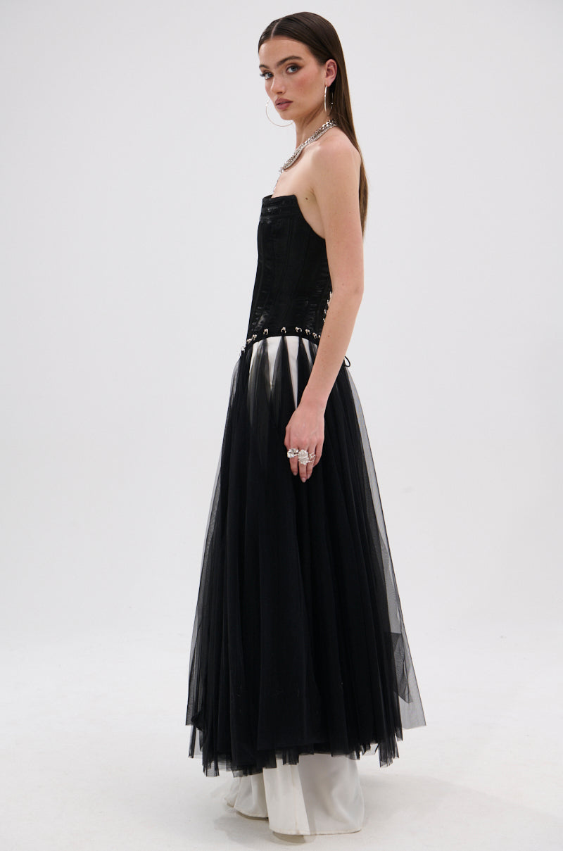 MARRIED TO THE GAME CORSET TOP IN BLACK