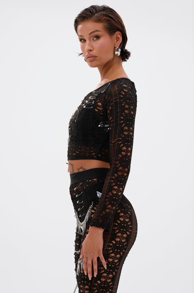 TRY ME LACE LONG SLEEVE WITH PINS