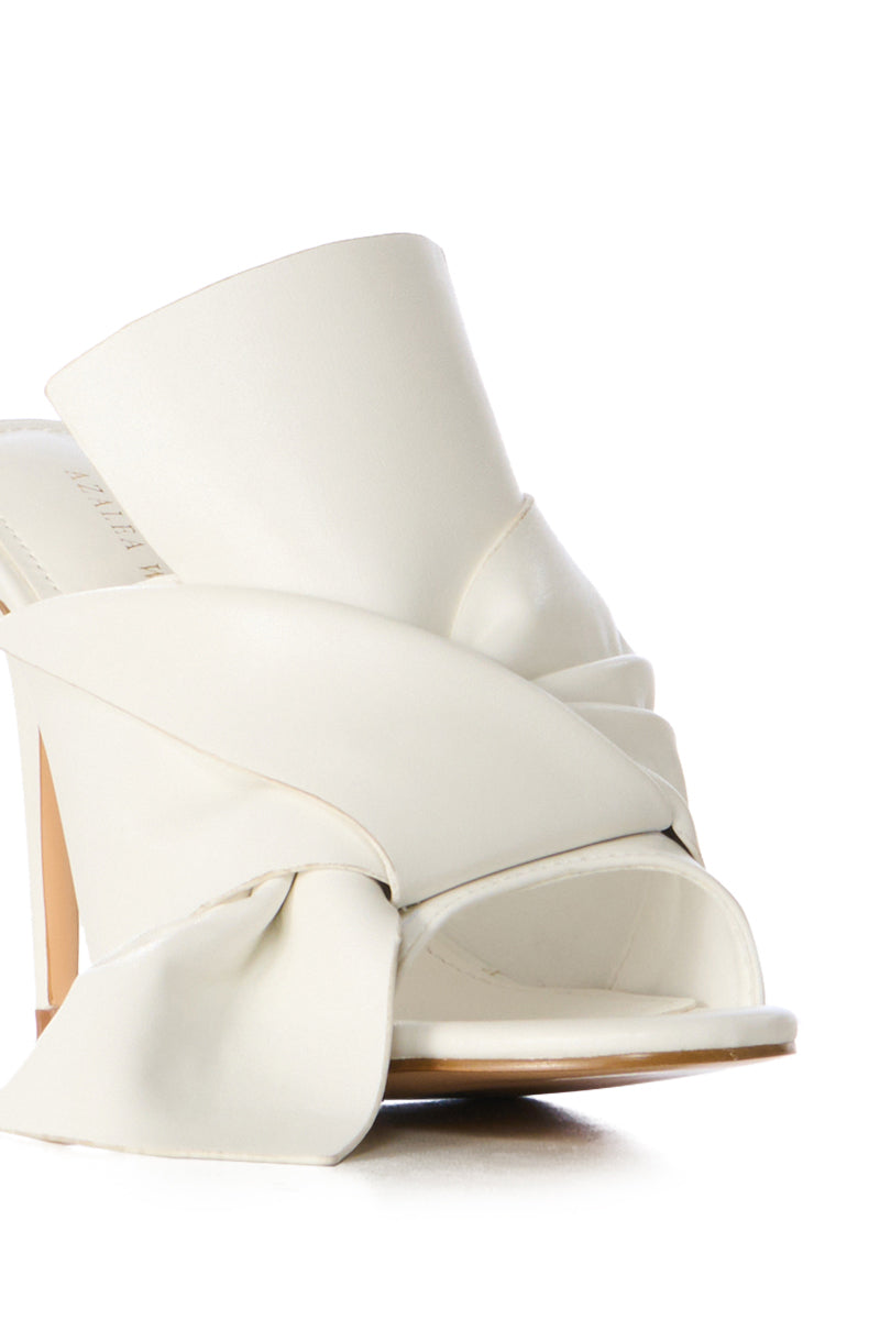 AZALEA WANG CANDYCOATED MULE SANDAL IN WHITE