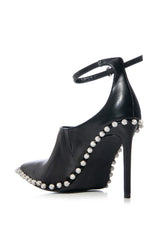 AZALEA WANG FOSSA EMBELLISHED STRAP PUMP IN BLACK