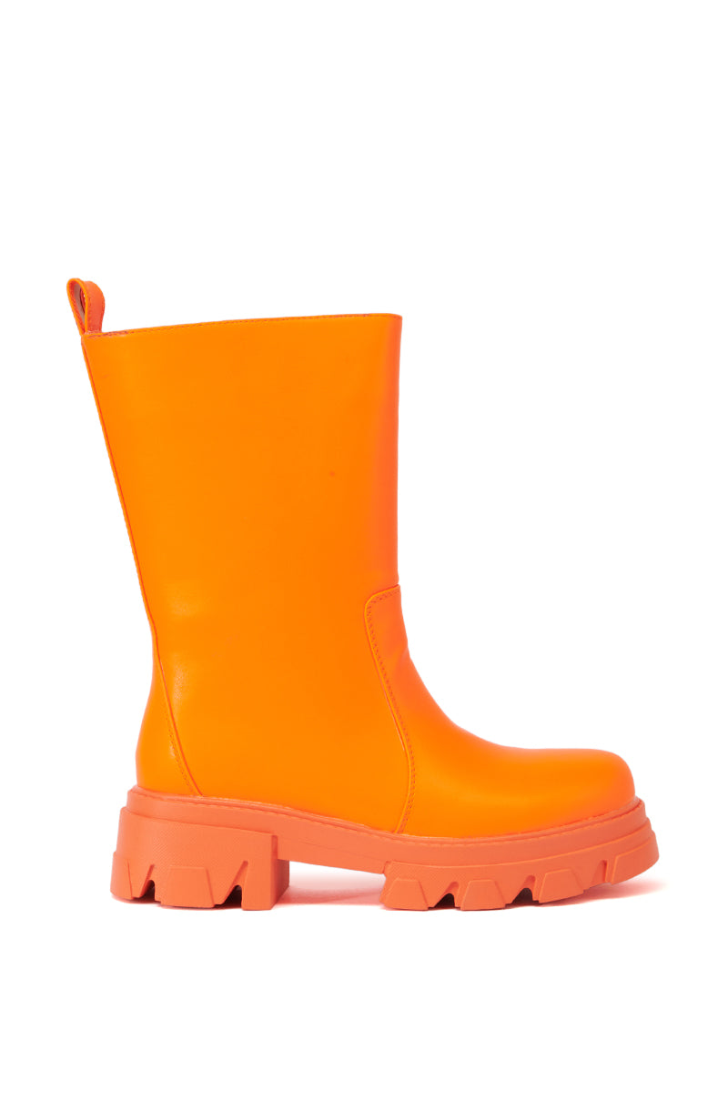 AZALEA WANG KLOCHAVA ORANGE BOOTIE