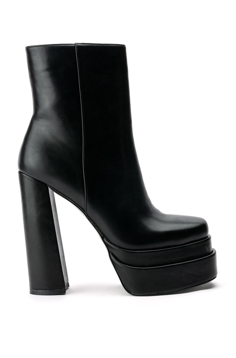 AZALEA WANG RUN AWAY CHUNKY BOOTIE IN BLACK