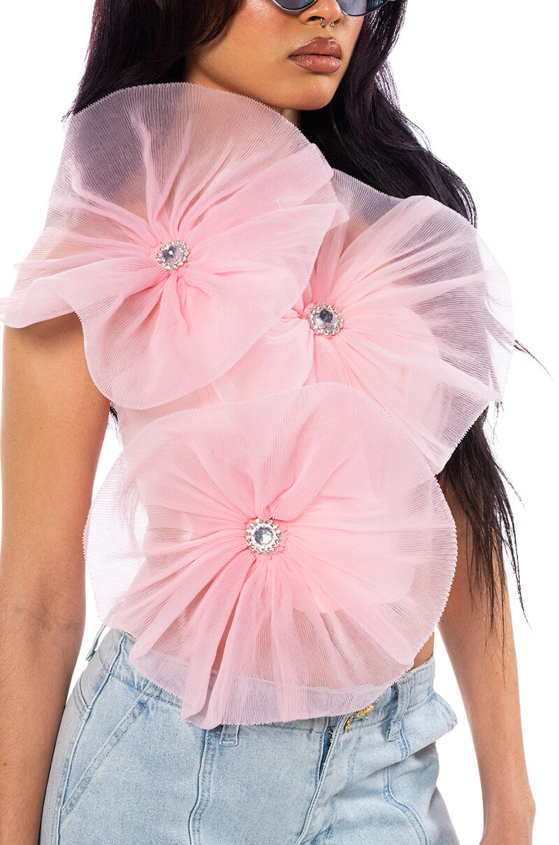BLOSSOM TEXTURED FLOWER CROP TOP