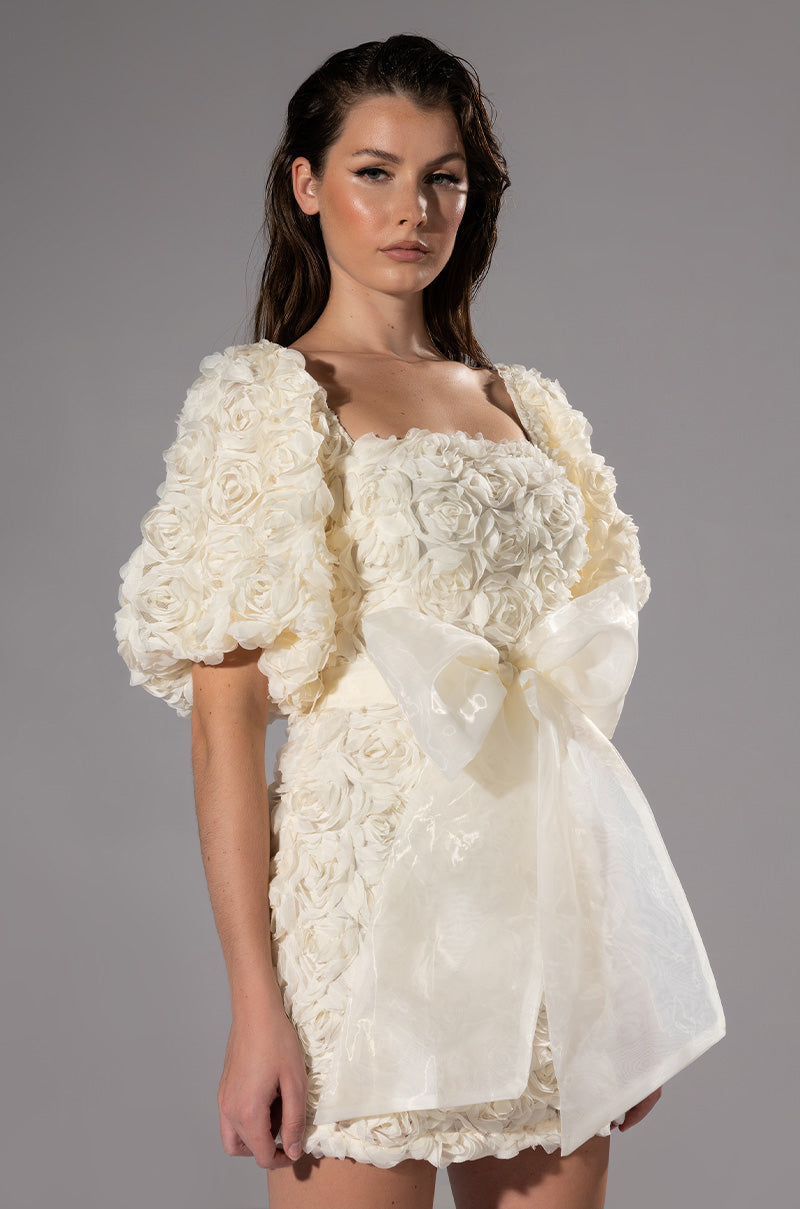 IN FULL BLOOM TEXTURED MINI DRESS