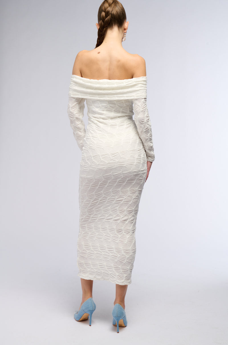 IT'S A VIBE OFF THE SHOULDER MIDI DRESS