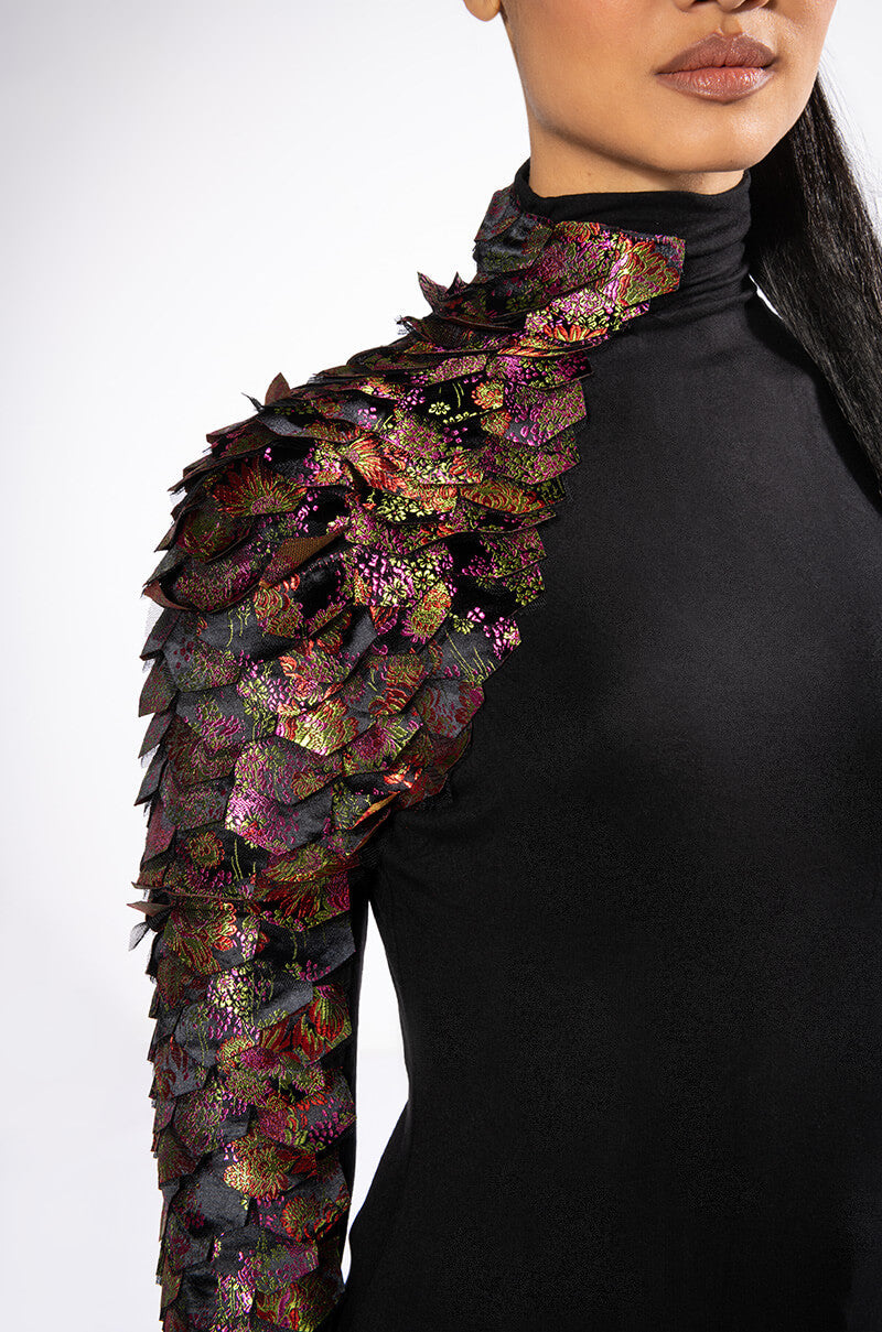 NASTASIA BROCADE SCALE TOP