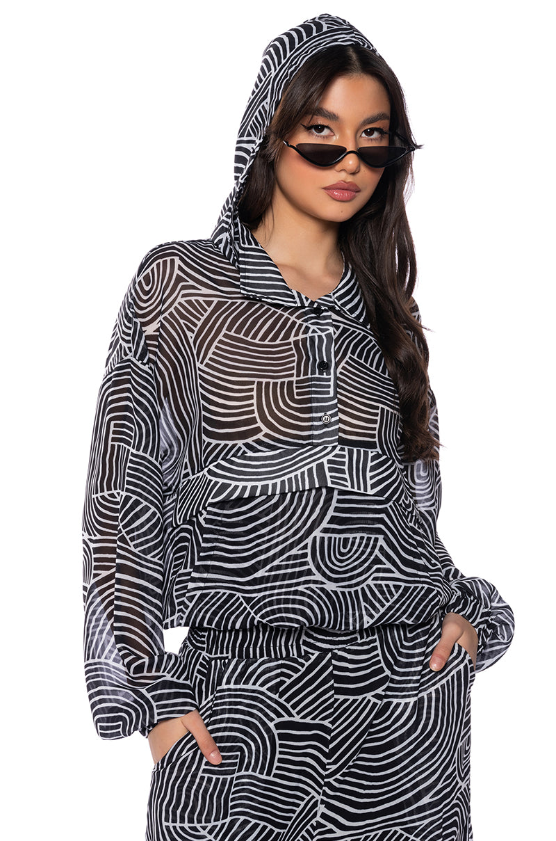 NEVER ENDING HILLS LIGHT PULLOVER