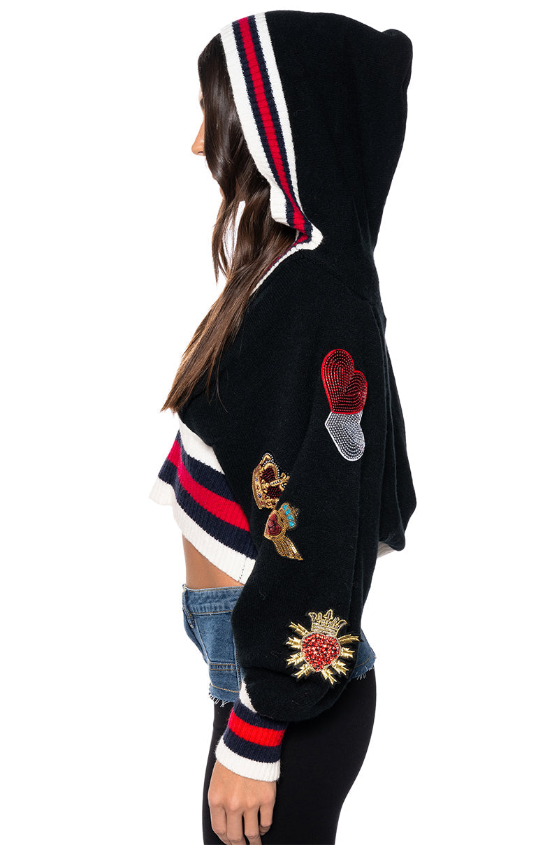 QUEEN OF HEARTS HOODED SWEATER