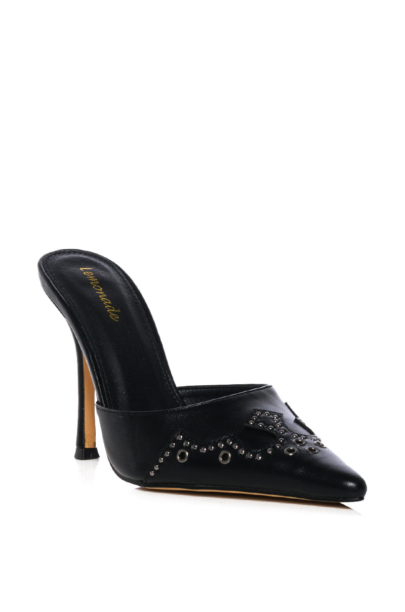 SKYMORE BLACK PUMP