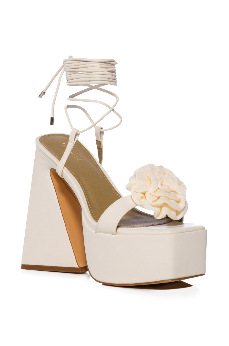 AIMER CREAM CHUNKY SANDAL WITH FLOWER DETAIL