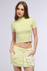 SPORTY CHIC SHORT SLEEVE RIB KNIT TOP