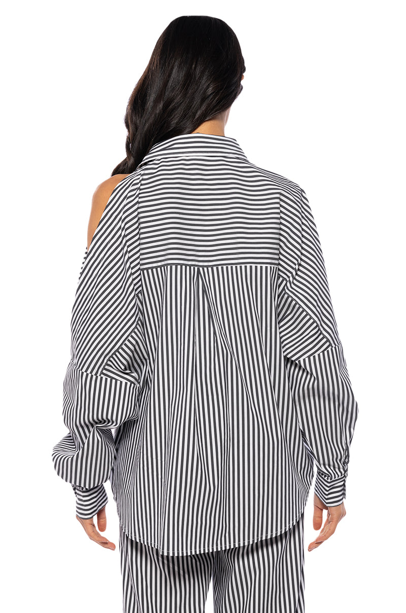 START THE DAY POPLIN BUTTON DOWN