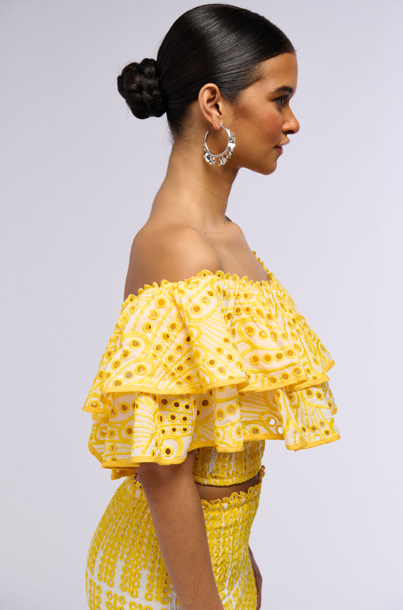 SUMMER LOVING OFF THE SHOULDER RUFFLE CROP BLOUSE IN YELLOW