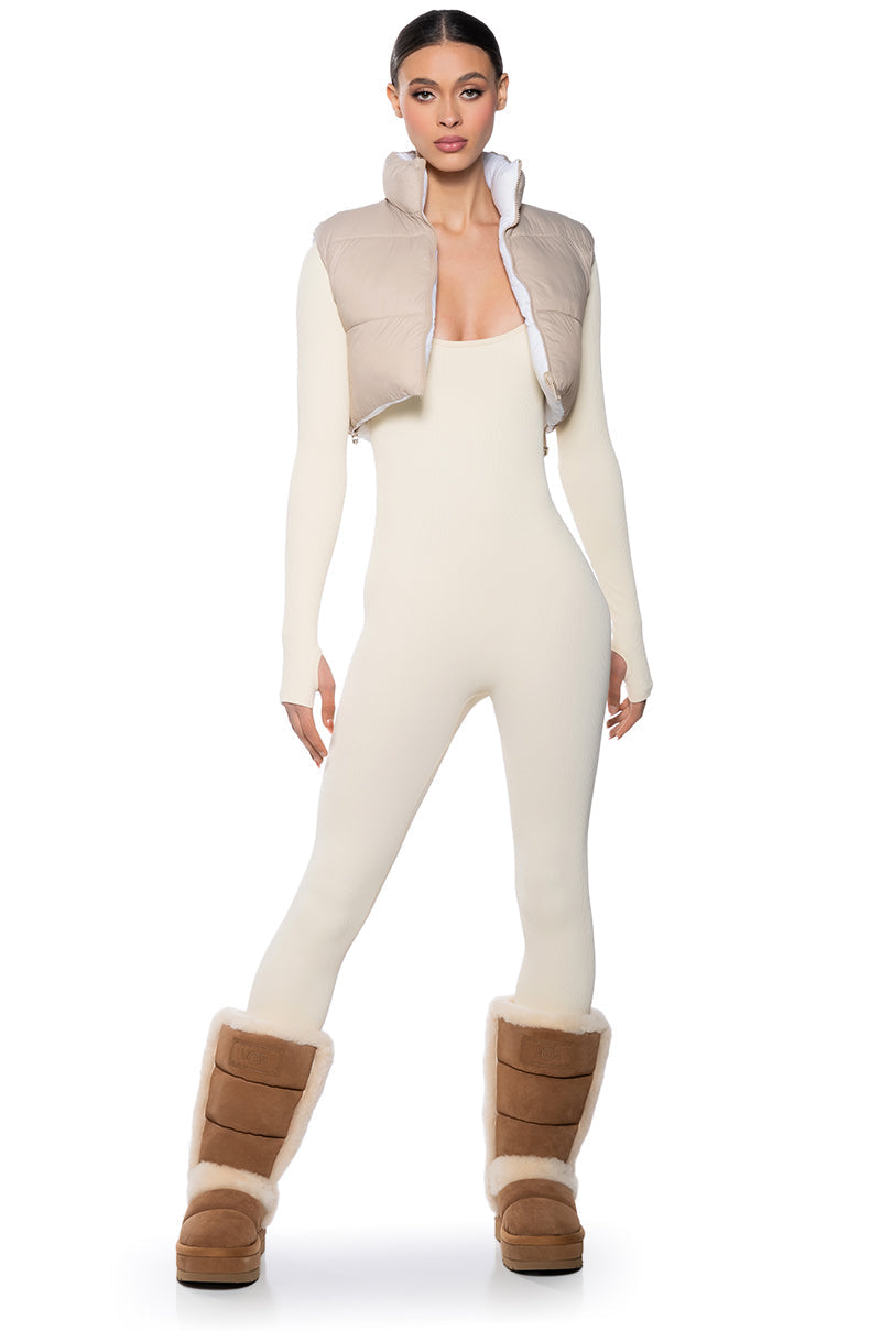 TAYLOR SAID CROP PUFFER VEST IN IVORY