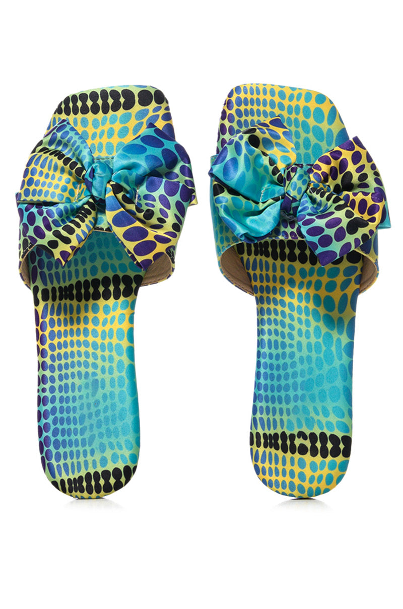 SHINEE-41 BLUE MULTI FLAT BOW SANDAL