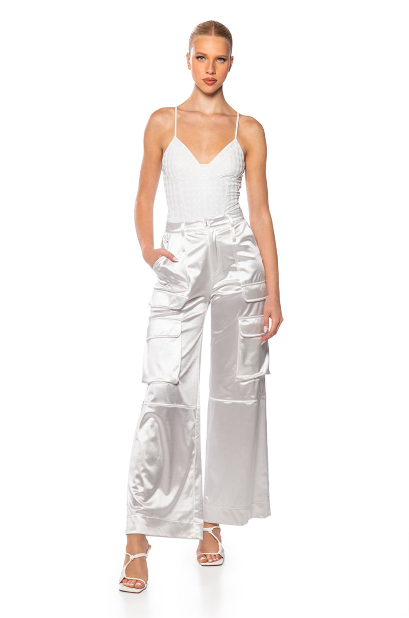 VIBING HOLOGRAPHIC FAUX LEATHER BODYSUIT IN WHITE