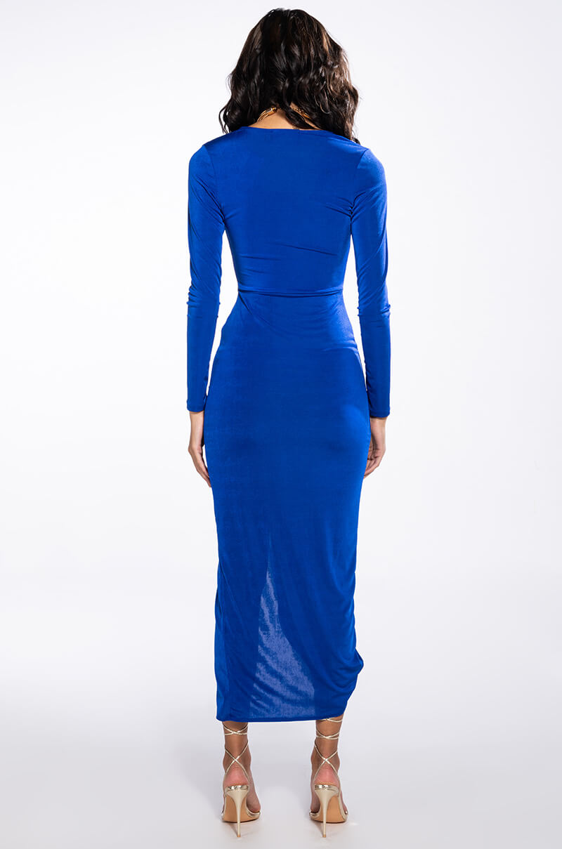 WALK THE WALK LONG SLEEVE MIDI DRESS